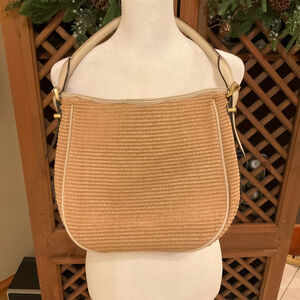 J Crew Straw Woven Shoulder Bag Leather Trim

Classic J.Crew woven straw bag fea
